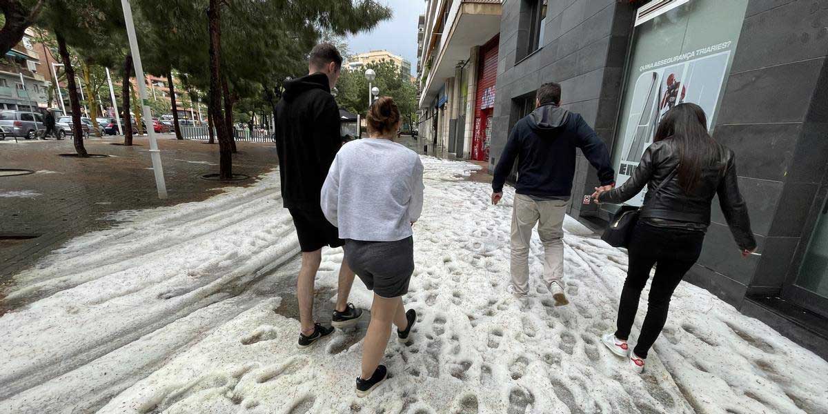 La grandine imbianca la Spagna mediterranea